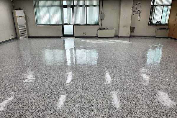 ESD Floor Installation PVC Conductive Tiles Installation Steps